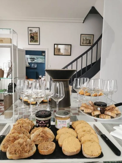 Histoire des vins et Grignotage Local - Vignerons Indépendants