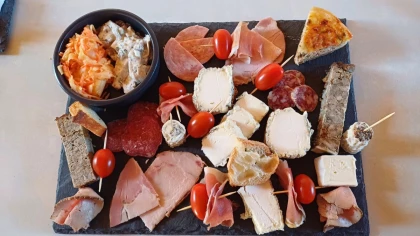 Savourez l’AOC Haut-Poitou : ballade dans les vignes, visite des chais, dégustation 5 vins et déjeuner gourmand- durée 2h30 environ - Vignerons Indépendants