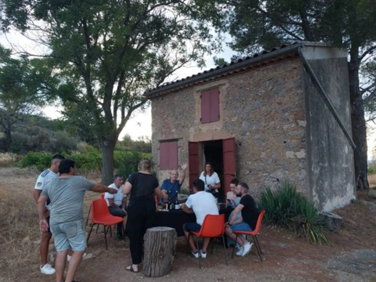 Dégustation de vin en pleine nature - Vignerons Indépendants