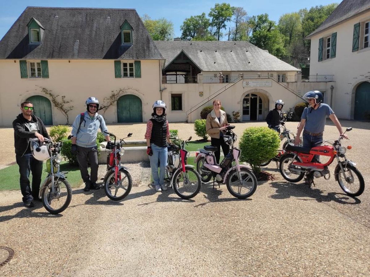 Juranmob, circuit en mobylette Peugeot 103 - Vignerons Indépendants