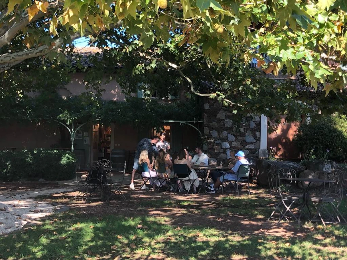 Pique-Nique chez les Vignerons Indépendants du Domaine de Jale - 7 juin de 11h15 à 17h - Vignerons Indépendants