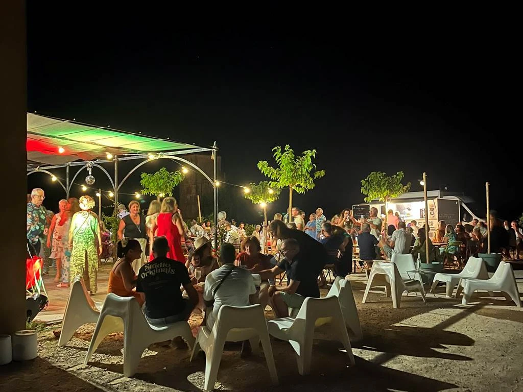 "Vignes, Pétanque et Chansons" : Soirée festive au Château Matheron à Vidauban - Vignerons Indépendants "Vignes, Pétanque et Chansons" : Soirée festive au Château Matheron à Vidauban - Vignerons Indépendants