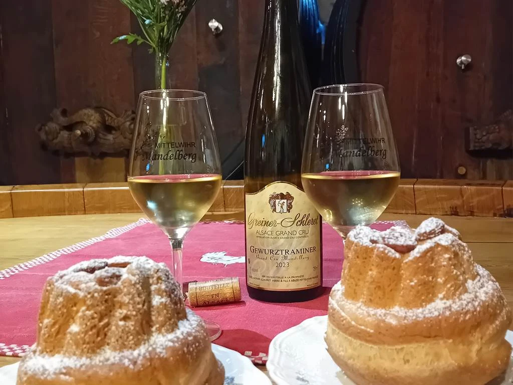Visite et dégustation de 5 vins avec Kougelhopf ou Bretzel - Vignerons Indépendants Visite et dégustation de 5 vins avec Kougelhopf ou Bretzel - Vignerons Indépendants
